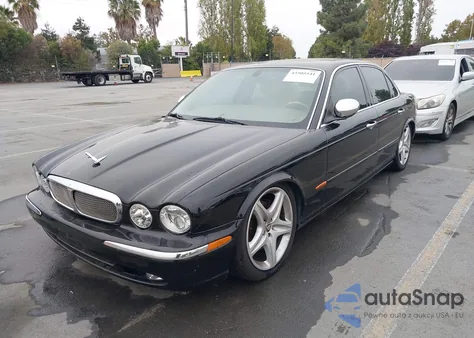 2004 Jaguar Xj Vanden Plas z USA, uszkodzony, nr VIN SAJEA74C14SG08057
